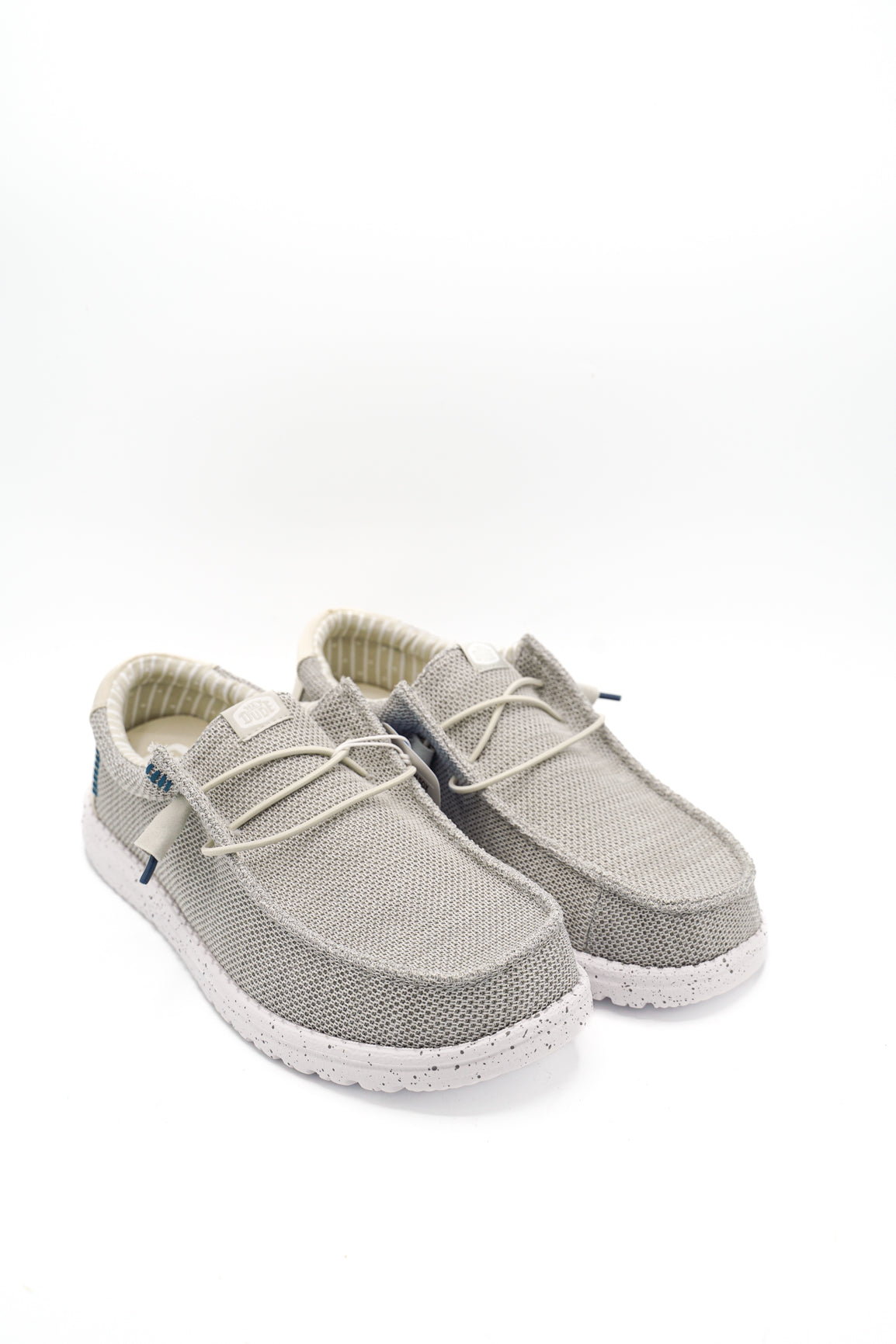 41898 HEY DUDE SNEAKERS