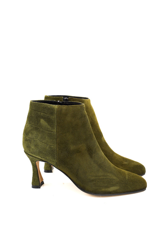 Noa A. Tronchetti 7012
