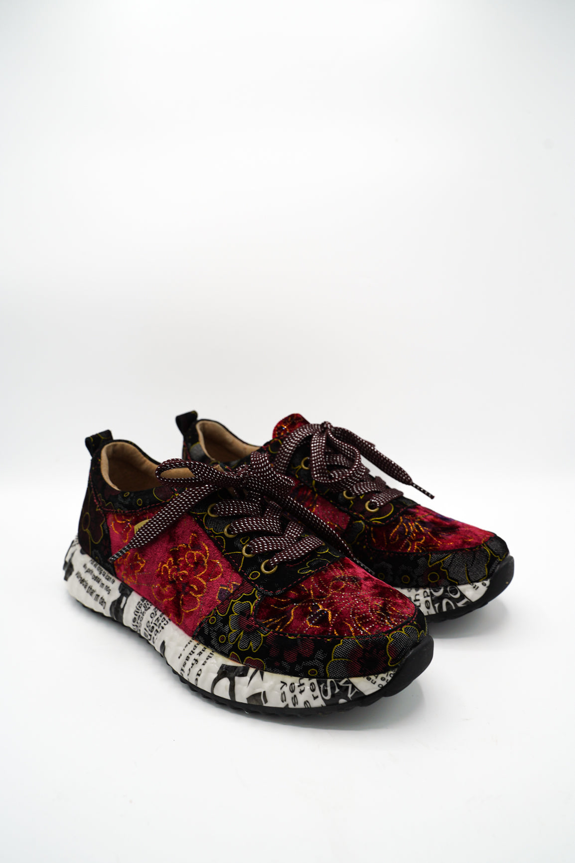 Laura Vita Sneakers Burton 38